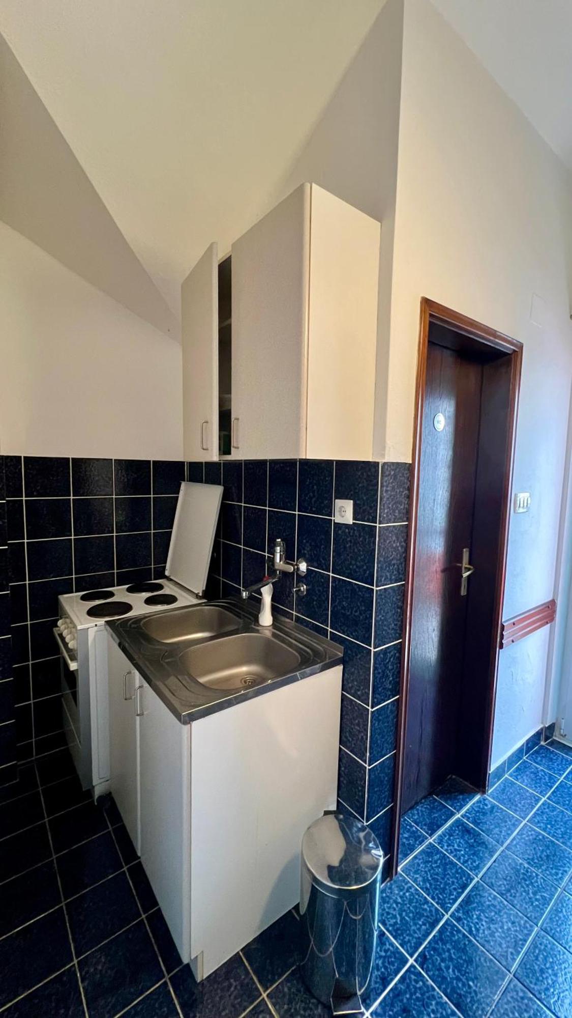Apartments Holiday Будва Экстерьер фото