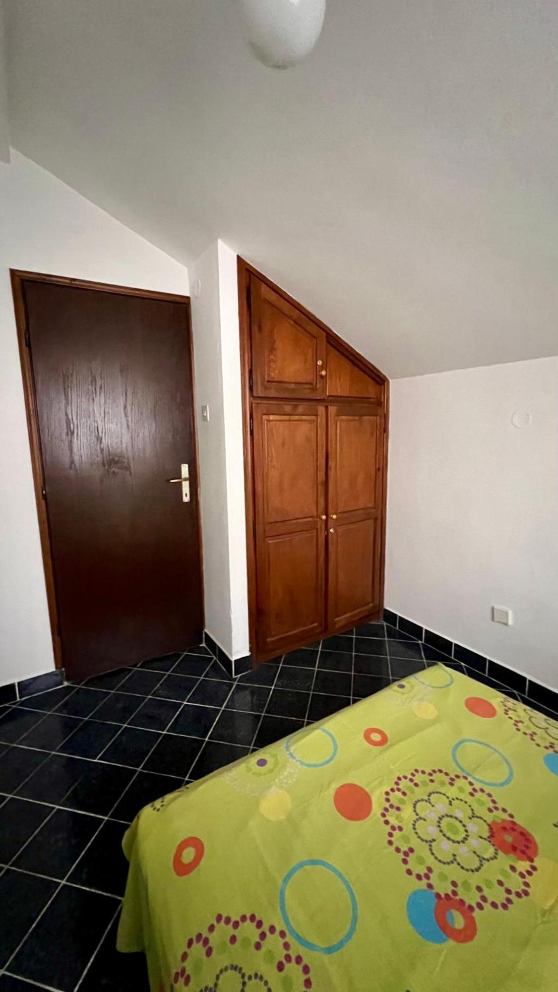 Apartments Holiday Будва Экстерьер фото