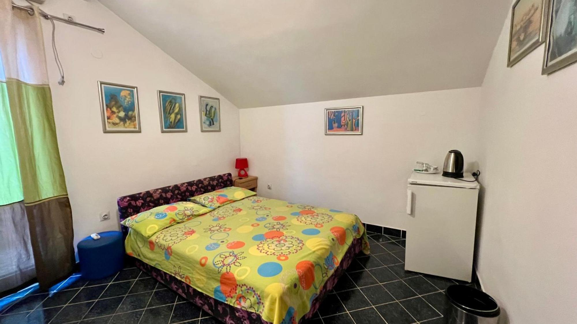 Apartments Holiday Будва Экстерьер фото