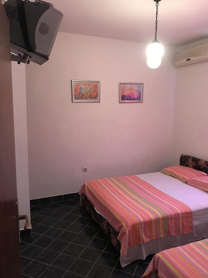 Apartments Holiday Будва Экстерьер фото